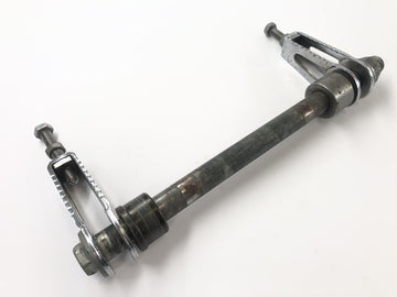 Honda XBR 500 PC15 [1989] - Eje trasero con tensor de cadena