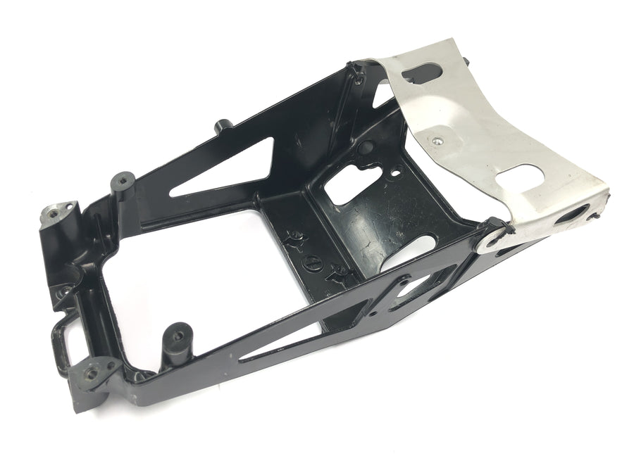 Suzuki GSX R 1000 WVB6 K6 [2006] - Subchasis, bastidor trasero, parte inferior trasera, soporte de asiento
