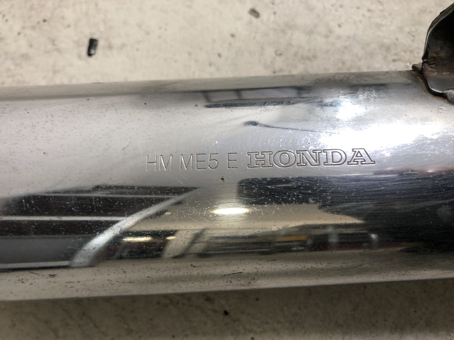 Honda CBX 650 E RC13 [1983] - Muffler de escape a la derecha