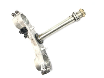 Suzuki GSX R 1000 WVBZ K3 [2003] - puente inferior de la horquilla, abrazadera de la horquilla del puente inferior del cabezal de dirección
