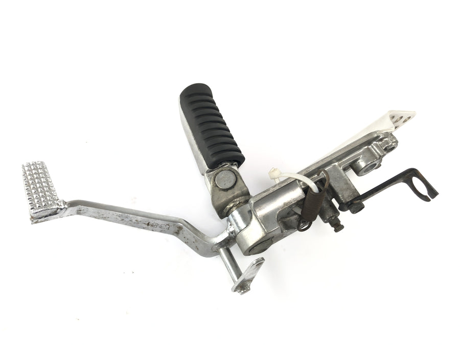 Kawasaki ZRX 1200 S ZRT20A [2002] - Sistema de reposapiés Pedal de pedal de freno derecho Soporte