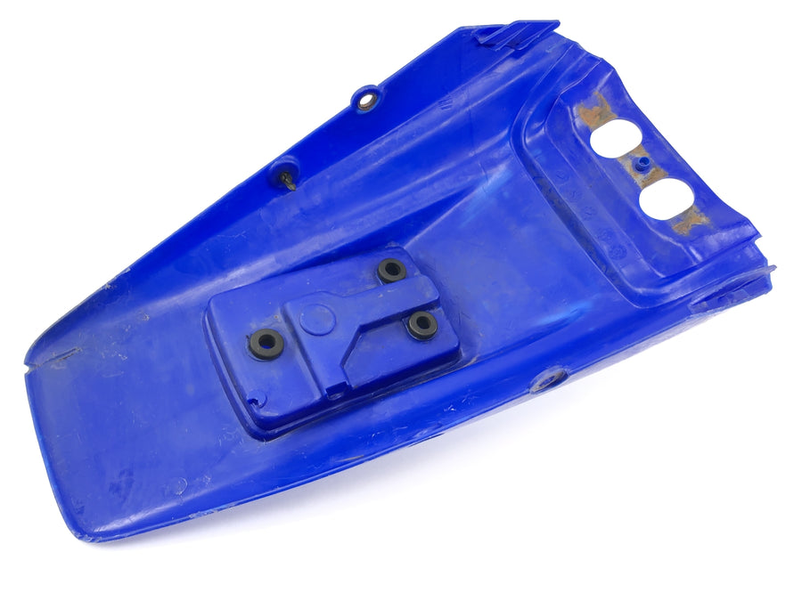 Yamaha DT 125 DE06 [2005] - Fender en la parte posterior