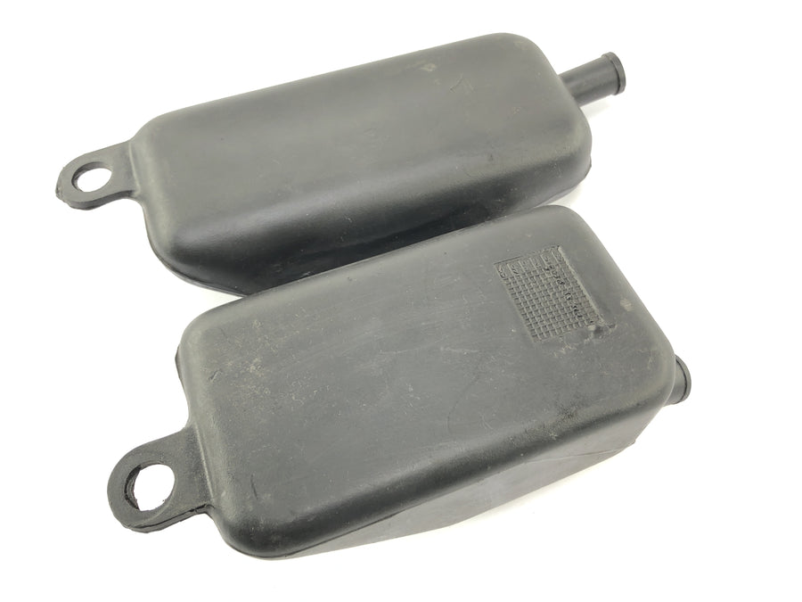 Ducati 900 SS [1991] - Caja de filtro de aire del contenedor de ventilación