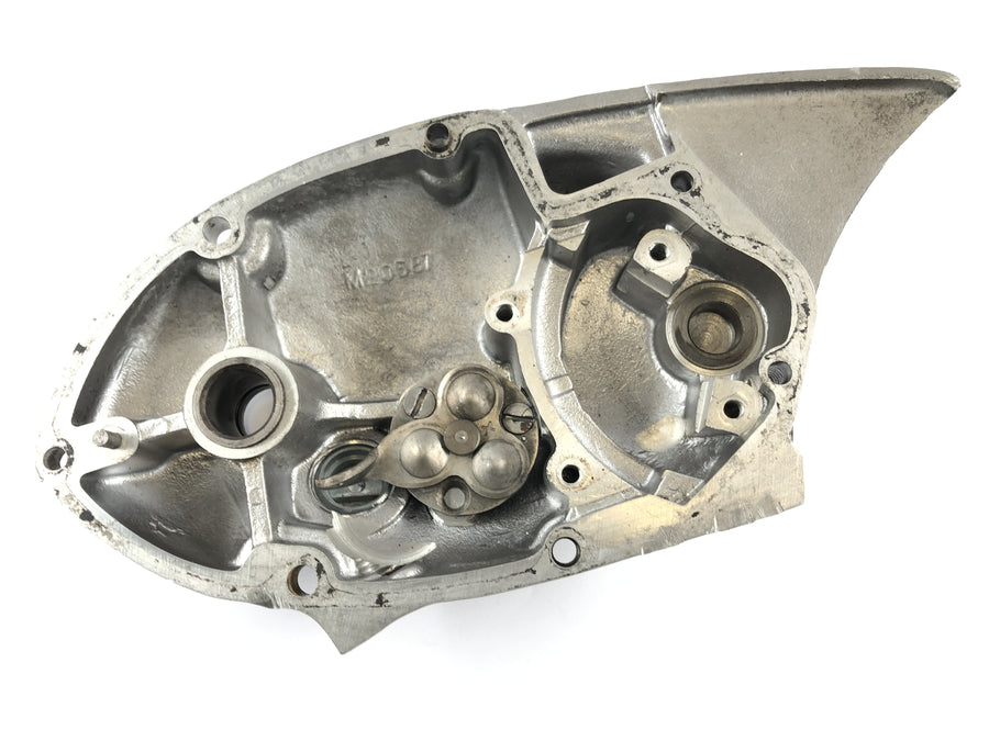 Triumph Bonneville T140V [1976] - Tapa del motor de cubierta engranada a la derecha