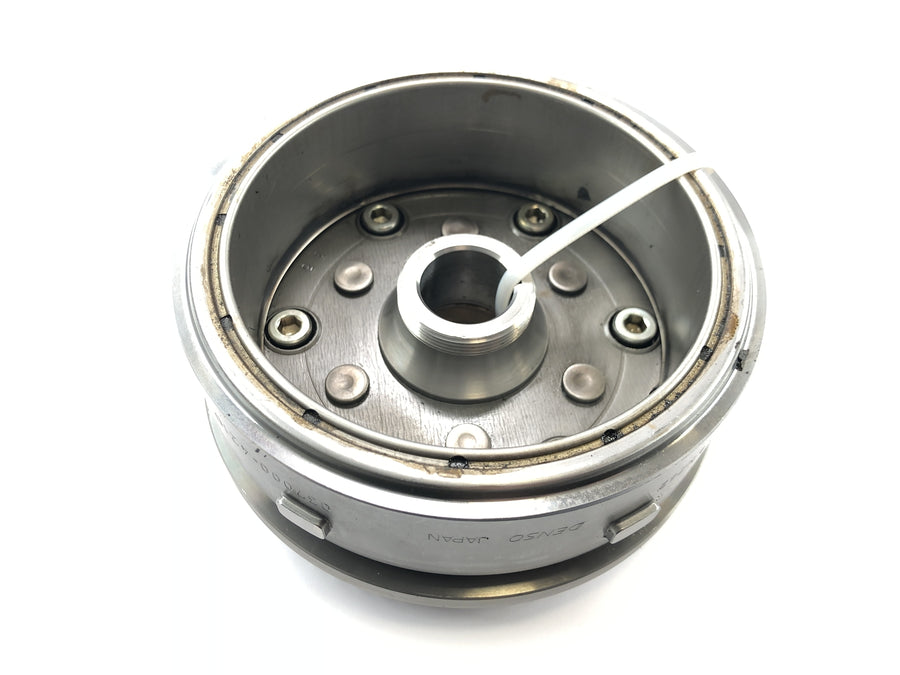 BMW F 650 GS R13 [2000] - Rueda polar del rotor del alternador con rueda libre de arranque