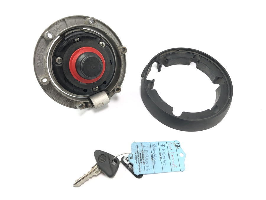 BMW F 650 GS R13 [2002] - Locksmith con puente de horquilla en el bloqueo de encendido del bloqueo del tanque superior
