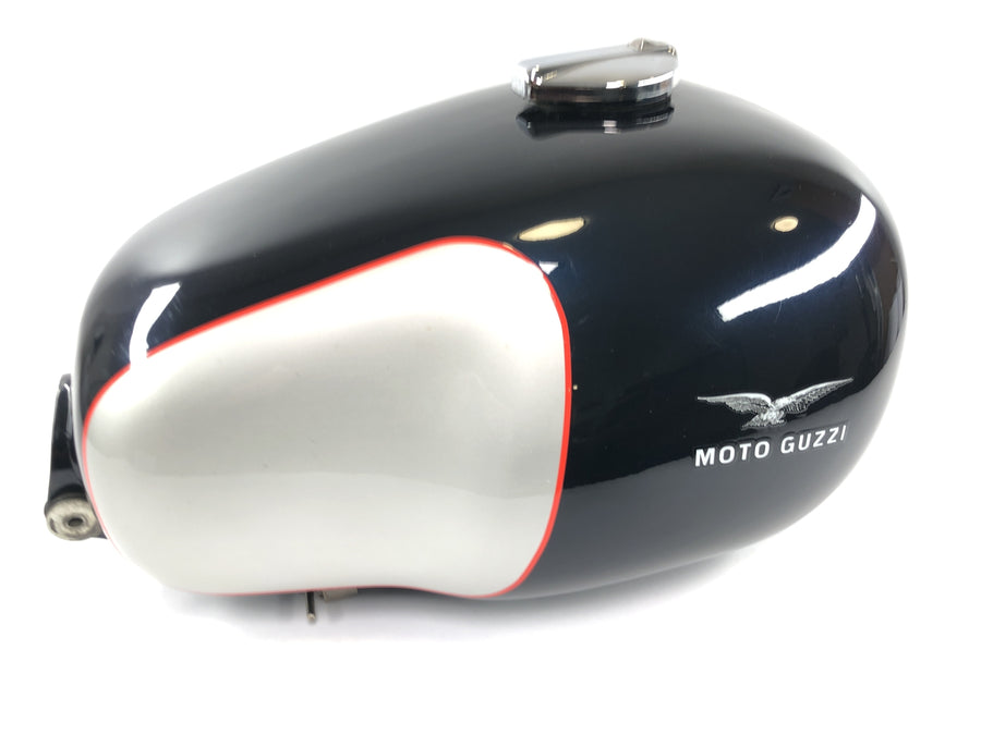 Moto Guzzi V7 Special [1971] - Depósito de gasolina, depósito de combustible, contenedor con tapa de depósito