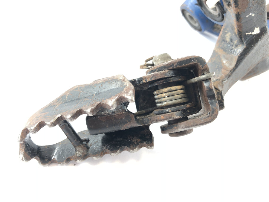 Suzuki DR 350 SK42B [1991] - Los reposapiés del conductor Footrests del conductor izquierdo y derecho