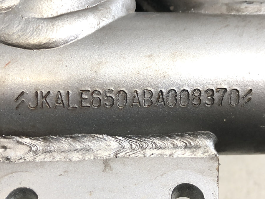 Kawasaki Versys KLE 650 A [2006] - Bastidor principal con papeles
