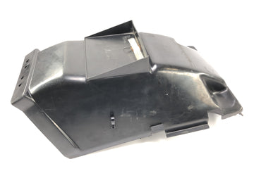 Kawasaki GPZ 1000 RX [1987] - Fender en la parte posterior. Disfraz de revestimiento interior