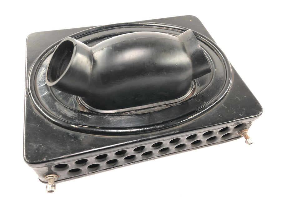 Moto Guzzi V7 Special [1971] - Caja del filtro de aire Caja del filtro de aire Caja de admisión