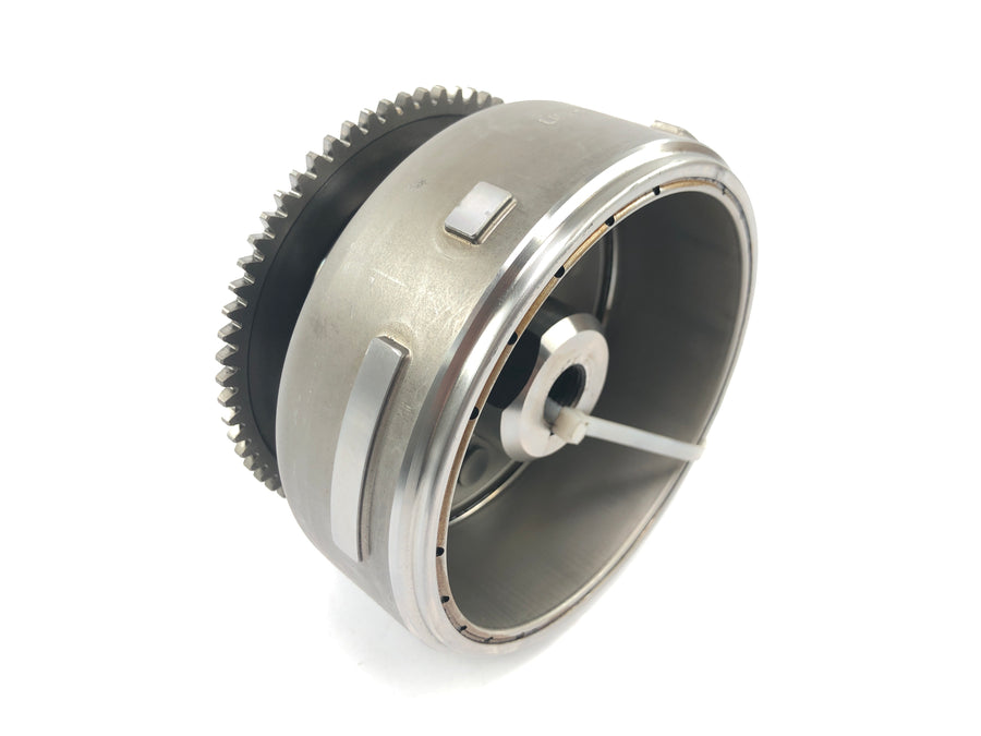 BMW C1 125 [2002] - Rueda polar del rotor del alternador con rueda libre de arranque