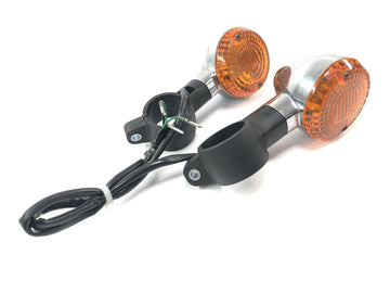 Kawasaki VN 1500 Classic VNT50D [2001] - Luz intermitente de señal de giro en la luz de la señal de la motocicleta delantera
