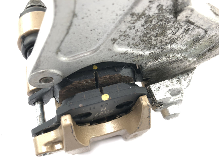 Honda XRV 750 Africa Twin RD04 [1992] - Pinza de freno trasero Nissin con placa de anclaje