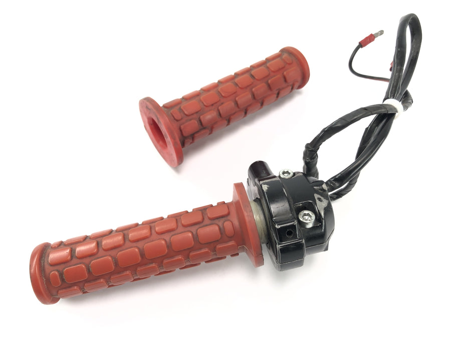 Yamaha XT 600 43F [1985] - Manejo de gas del interruptor del manillar derecho del manillar con goma de agarre