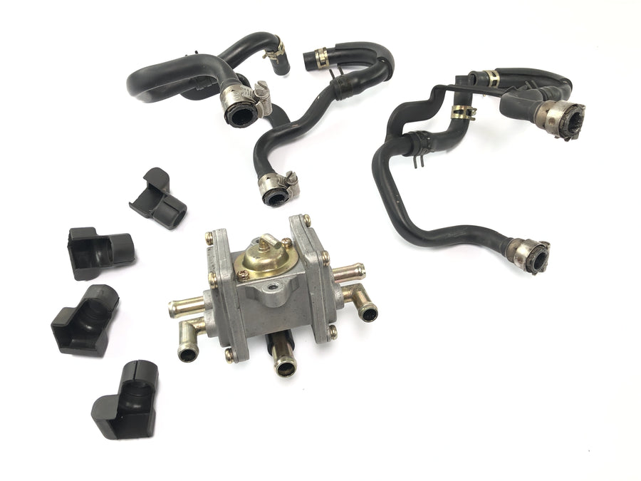 Yamaha XJR 1300 RP06 [2002] - Válvula de ventilación de recirculación de gases de escape, válvula de elevación secundaria