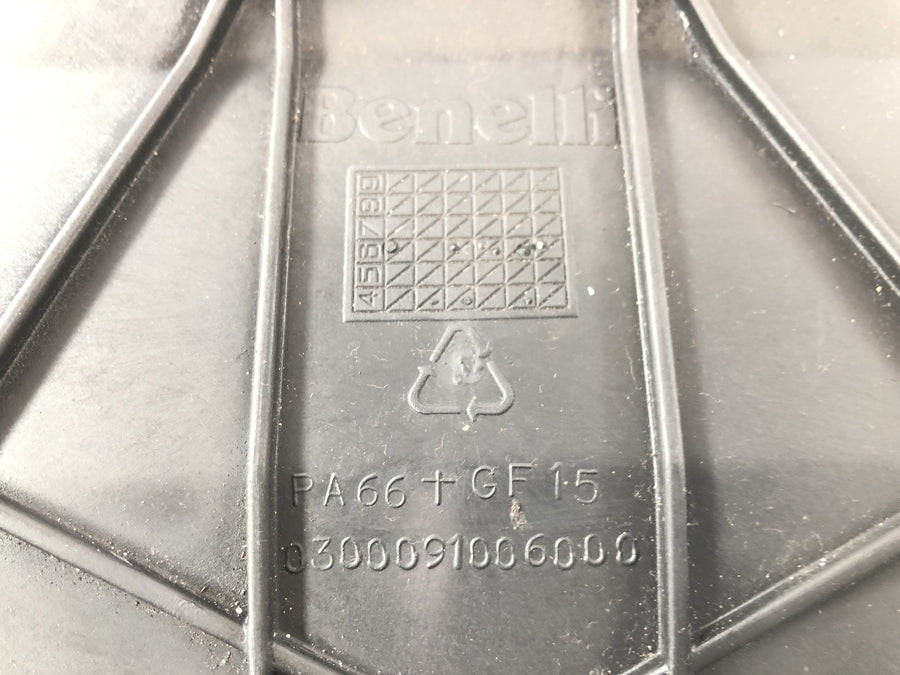 Benelli TNT 1130 [2009] - Tapa puente horquilla inferior