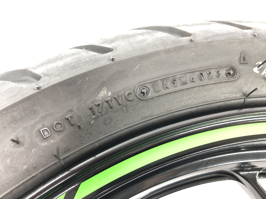 Kawasaki Ninja 125 BX125B [2024] - Libros de aluminio de llanta de neumáticos de rueda trasera detrás