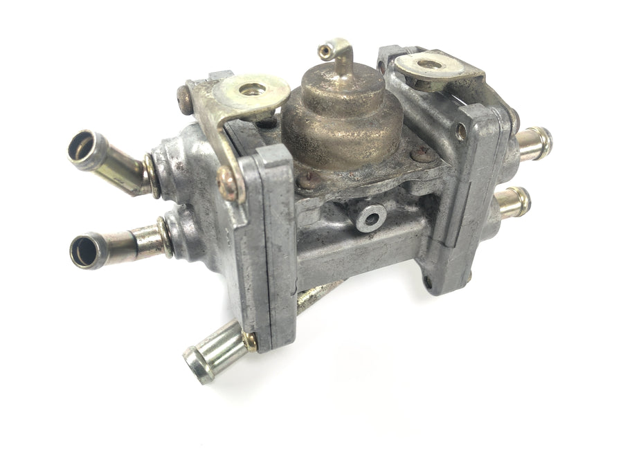 Yamaha YZF R1 RN01 [1998] - Retorno de gases de escape