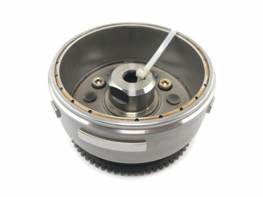 BMW C1 125 [2002] - Rueda polar del rotor del alternador con rueda libre de arranque