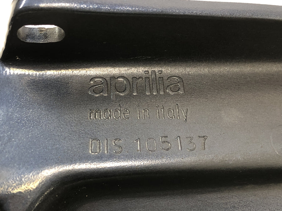 Aprilia RST 1000 FUTURA [2002] - Librador de casos de la maleta a la izquierda
