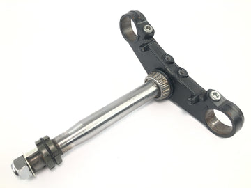 Yamaha MT 03 RM02 [2007] - Puente inferior de la horquilla, abrazadera del cabezal de dirección, puente del cabezal de dirección delantero