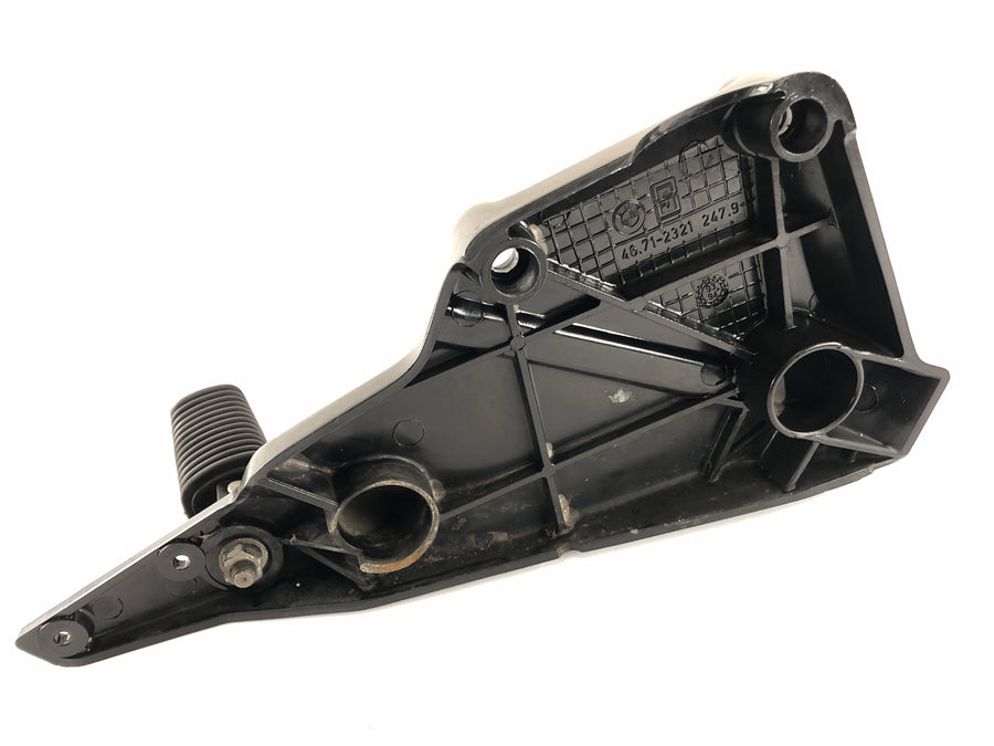 BMW K 1100 LT [1991] - Placa del reposapiés a la izquierda con reposapiés del pedal de freno