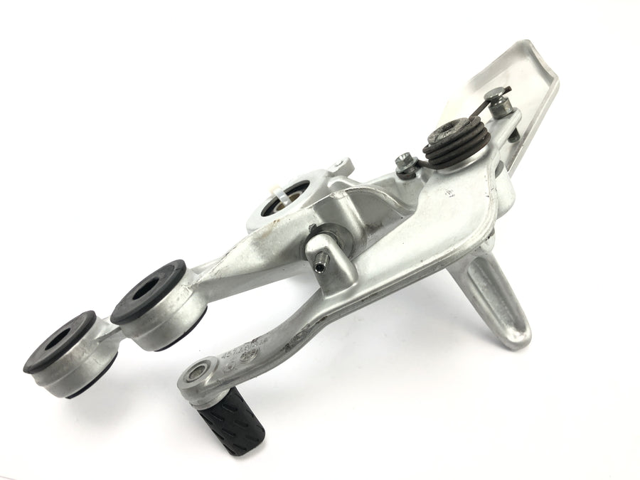 Ducati Monster SR2 800 M4 [2006] - Sistema de reposapiés conductor derecho con pedal de freno