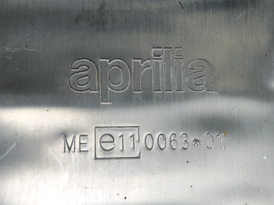 Aprilia Mille RSV 1000 ME [1999] - Silenciador silenciador de escape