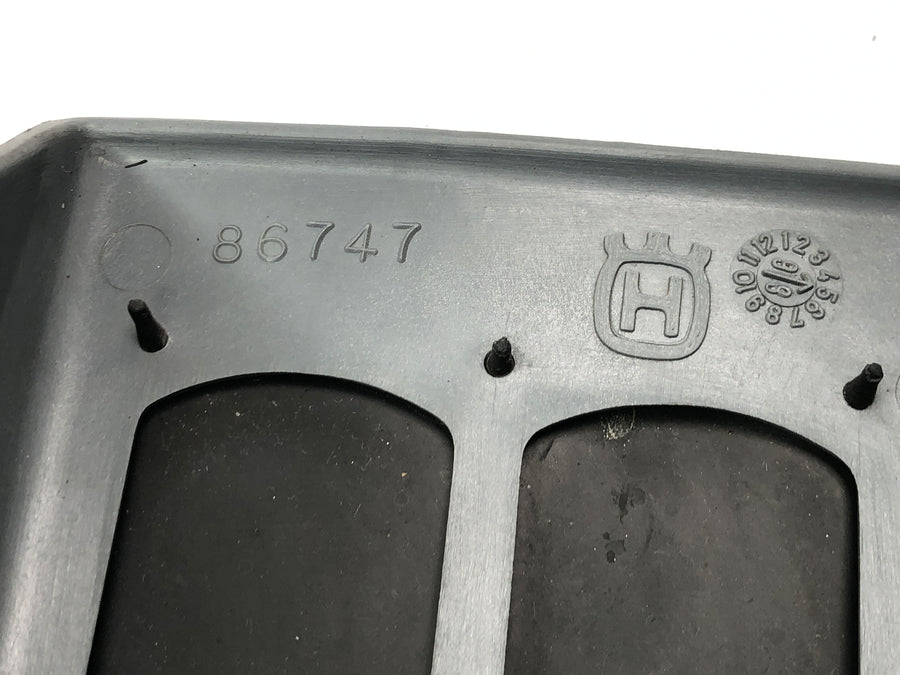 Husqvarna TE 610 E Dual H7 [1999] - Tapa filtro de aire carenado