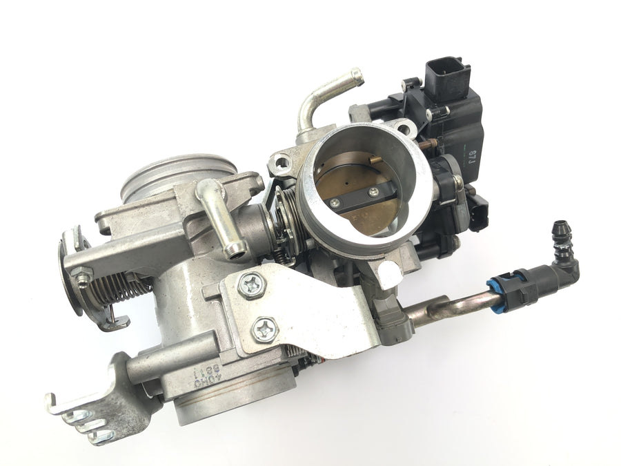 Suzuki VZ 1500 WVCU [2011] - Tapa de control de gas de la válvula de mariposa