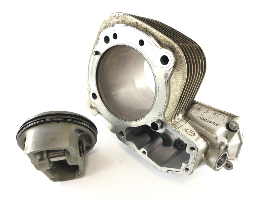 BMW R 1150 R R21 [2002] - Cilindro con pistones a la derecha