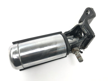Honda VTX 1800 SC46 [2004] - Reposapiés del pasajero abatible detrás derecho - 0
