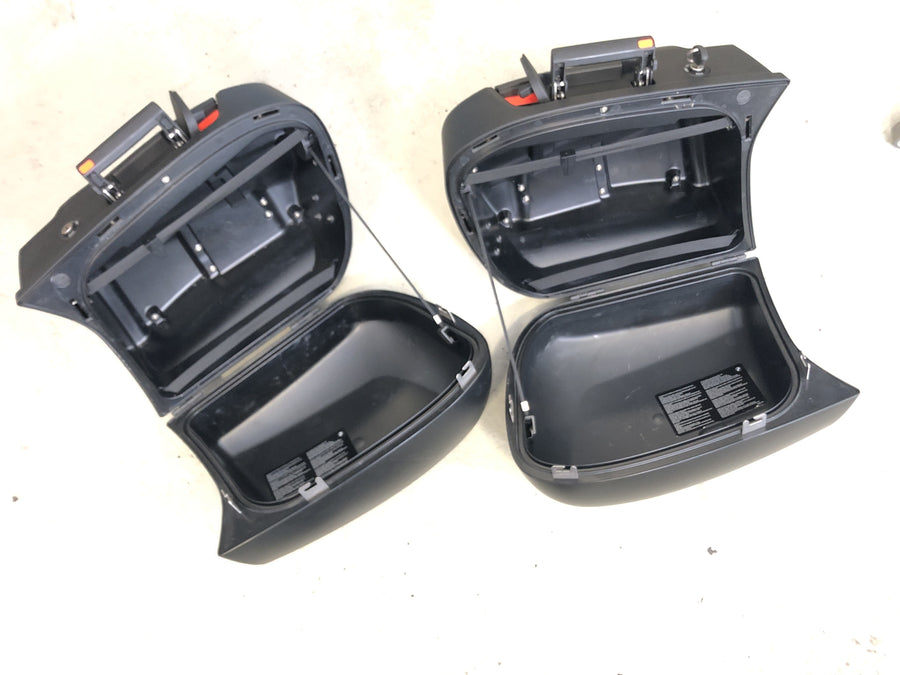 BMW R 1200 R [2007] - Conjunto de maletas con Castle Set Tacho CDI HORK Puente sobre Abe para el aumento del manillar