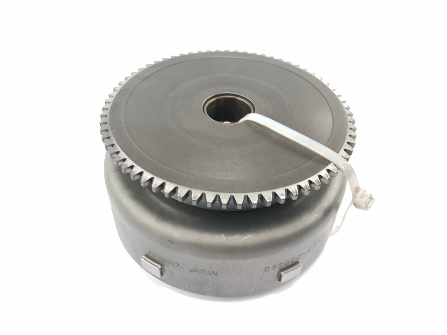 BMW C1 125 [2002] - Rueda polar del rotor del alternador con rueda libre de arranque