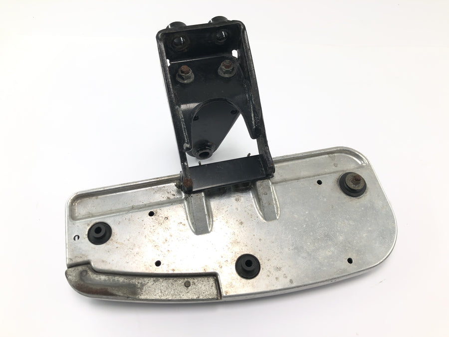 Yamaha XV 1600 Wild Star VP08 [2002] - Estribo conductor reposapiés delantero izquierdo