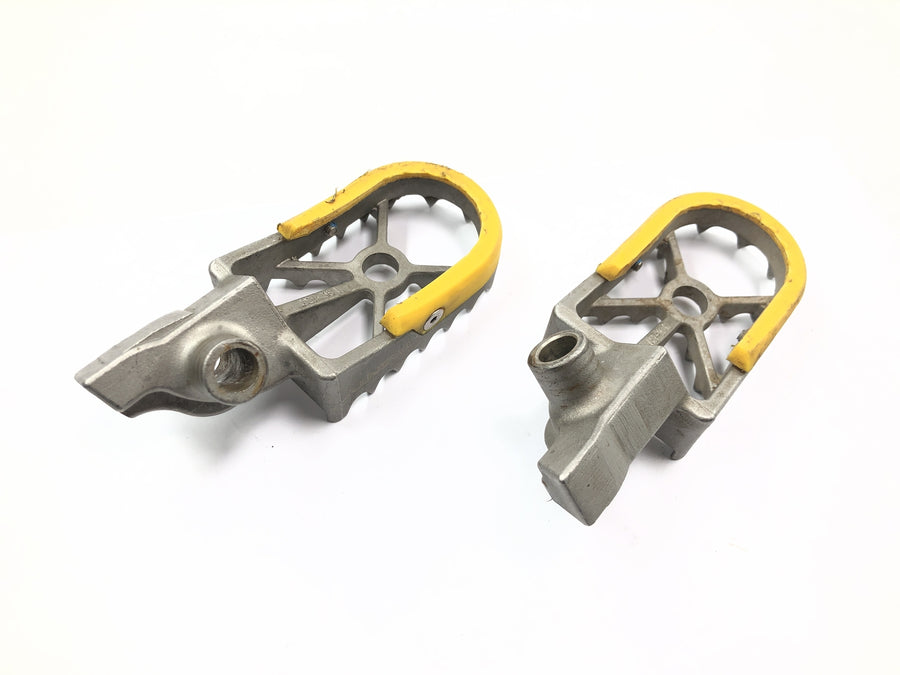 Suzuki RM Z 250 RJ41A [2007] - Estriberas Pareja de estriberas conductor aluminio