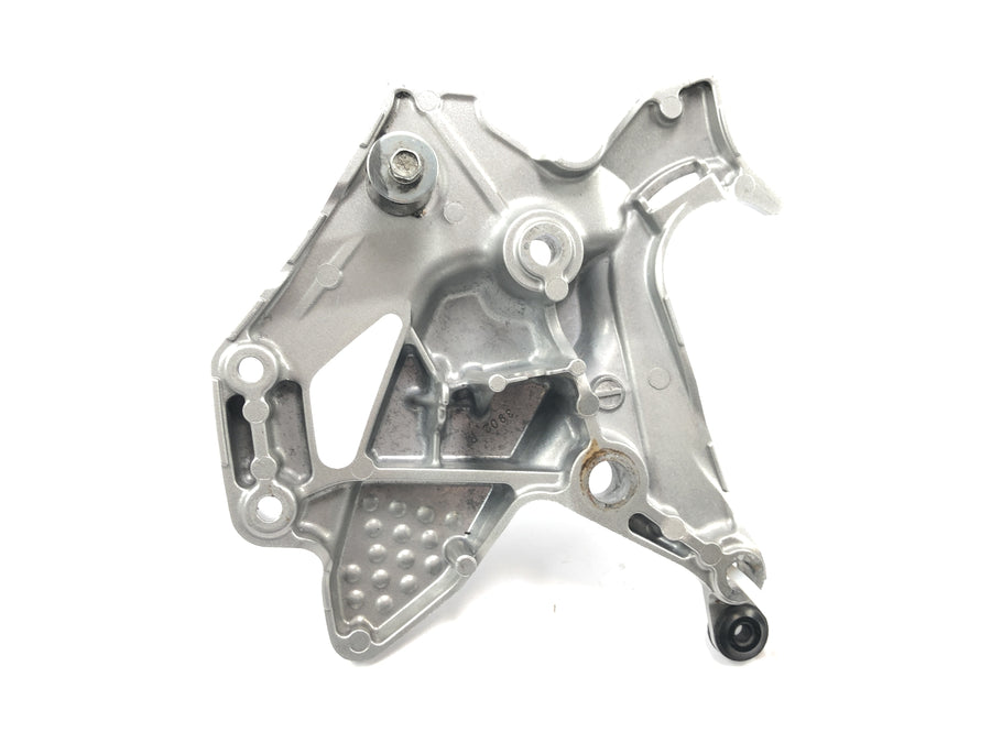 Kawasaki Versys KLE 650 A [2006] - Reposapiés soporte reposapiés conductor derecho