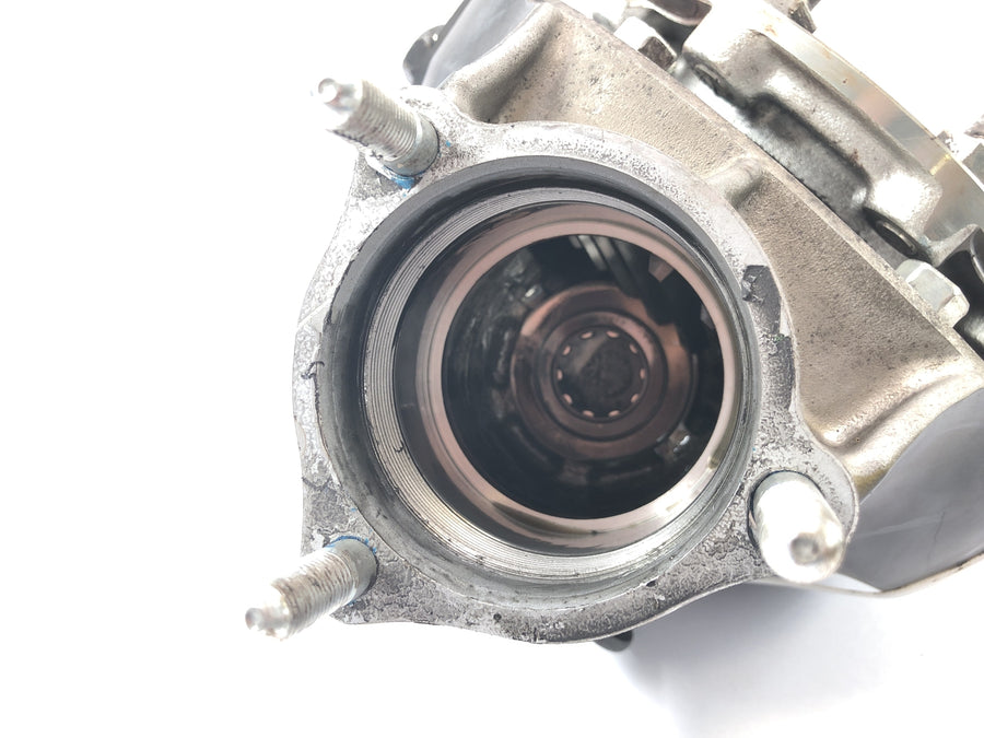 Suzuki VZ 1500 WVCU [2011] - transmisión final cardán, buje de rueda trasera, buje de rueda, unidad de tracción trasera