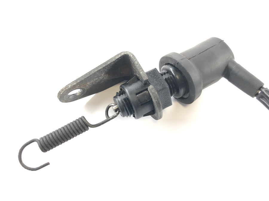Yamaha v Max 1200 2we [1996] - Interruptor de luz de freno en la parte posterior