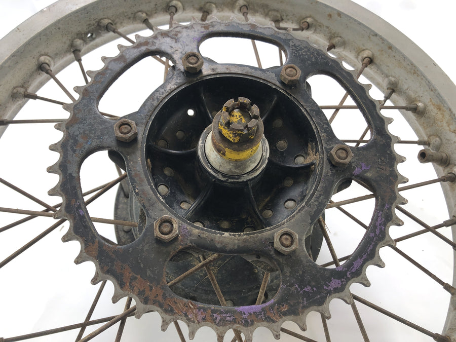 Yamaha XT 500 1U6 [1981] - Rimbre de la rueda trasera con tambor de freno
