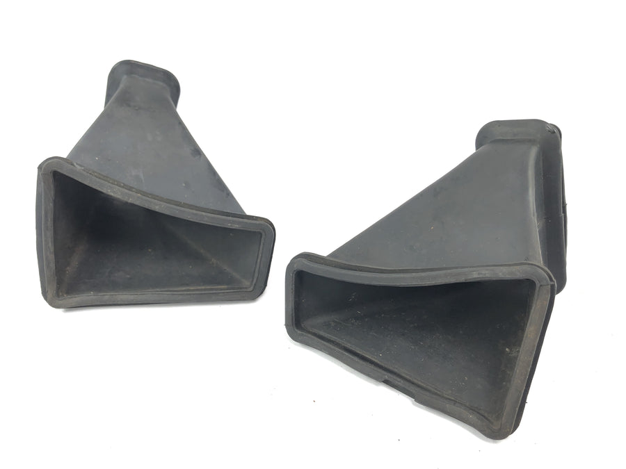 Honda GL 500 Silversching PC02 [1982] - ingesta de conector de la caja de airbox en mangueras de goma