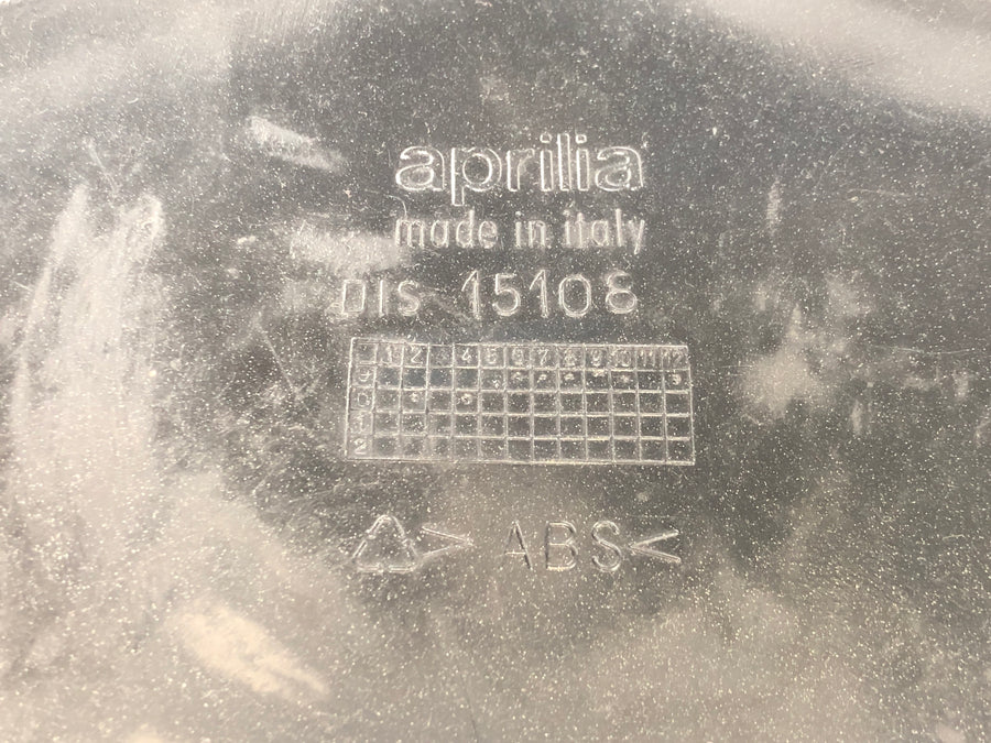 Aprilia SL 1000 Falco PA [2000] - Claying de la cabina de la cubierta de la cubierta