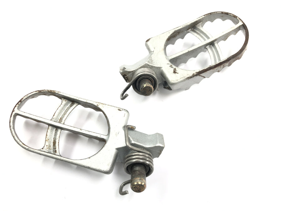 Husqvarna TE 610 H6 8AE [TE 570 H7] - Par de reposapiés para conductor