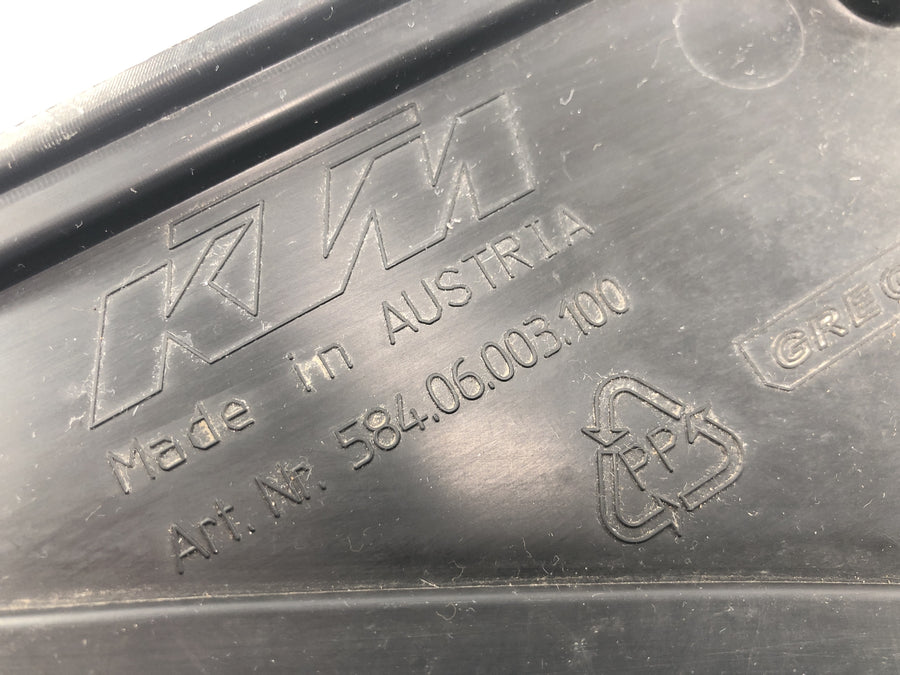 KTM 640 Adventure LC4 [2001] - Tapa carenado lateral izquierdo