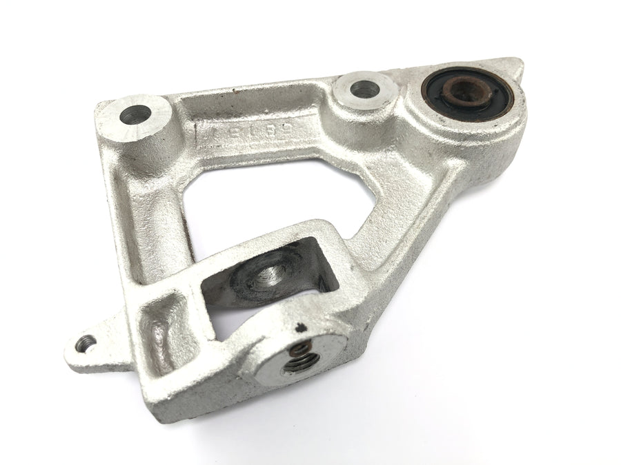 Suzuki RG 250 Gamma GJ21D [1987] - Soporte reposapiés, soporte reposapiés izquierdo del conductor