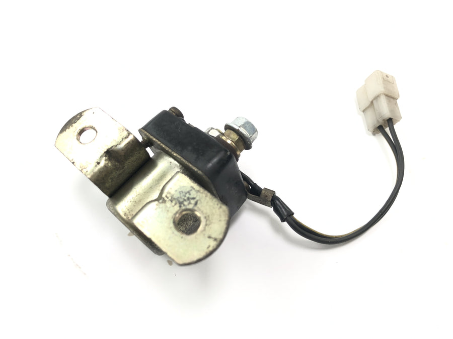 Kawasaki Z 1100 KZZ10A [1984] - Solenoide de relé de inicio del relevo de inicio