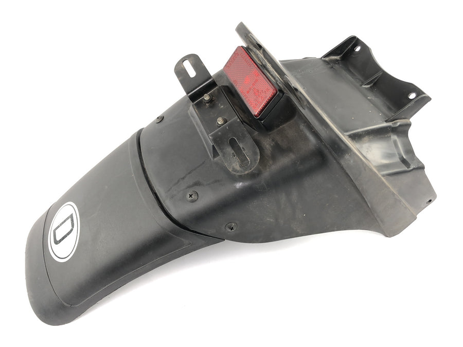 Kawasaki ZX -10 ZXT00B [1990] - Protección de salpicaduras en el soporte trasero de la matrícula