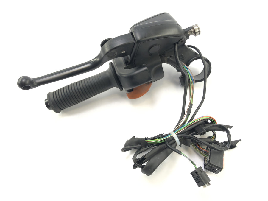 BMW R 1100 S R11S [2005] - Accesorios de manillar a la derecha con un interruptor de dirección de la dirección y bomba de arbusto de mano