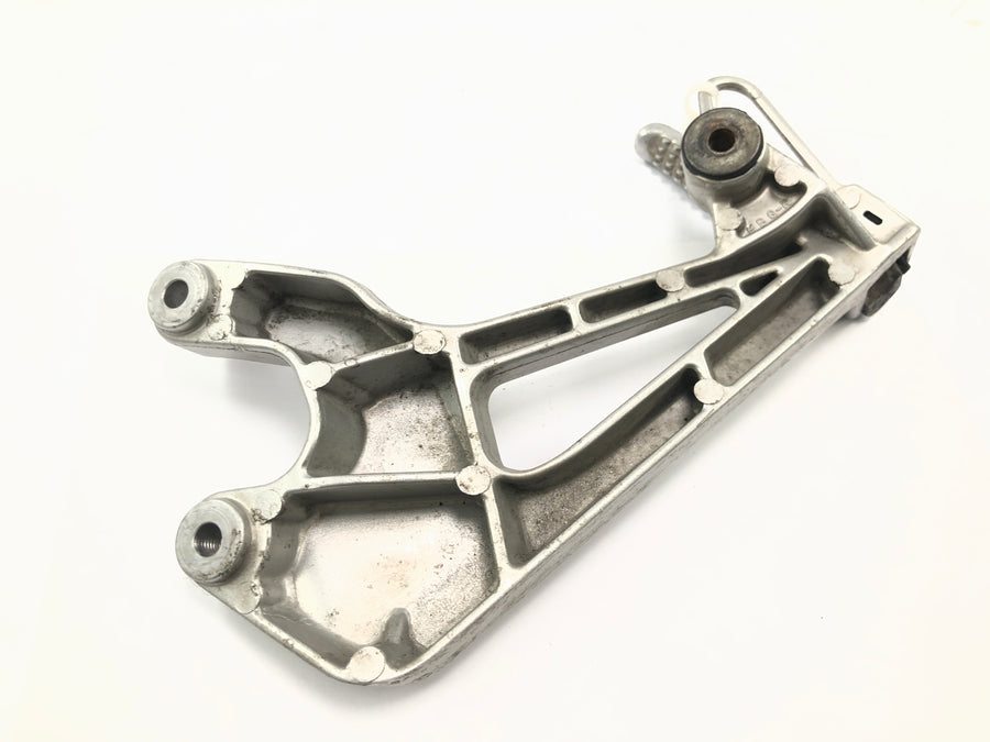 Honda VFR 800 FI RC46 [1999] - Reposapiés, reposapiés pasajero, soporte reposapiés trasero derecho